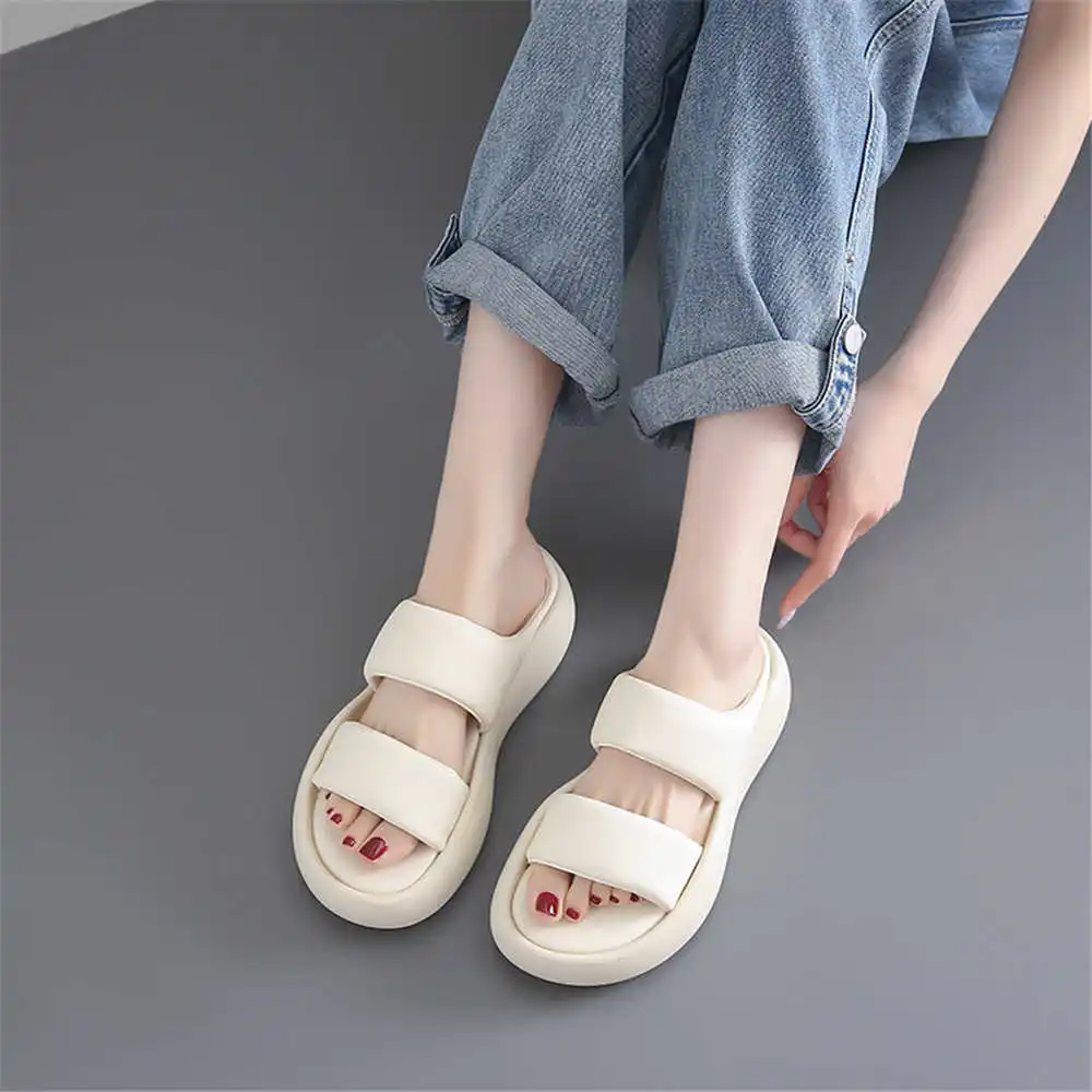 Size 39 Strips Summer Shoes Sa - Street Fashion Outlet avaliação e preço